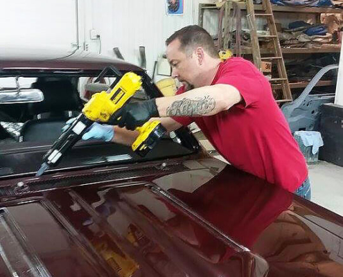 67_chevelle_rear_window_installation