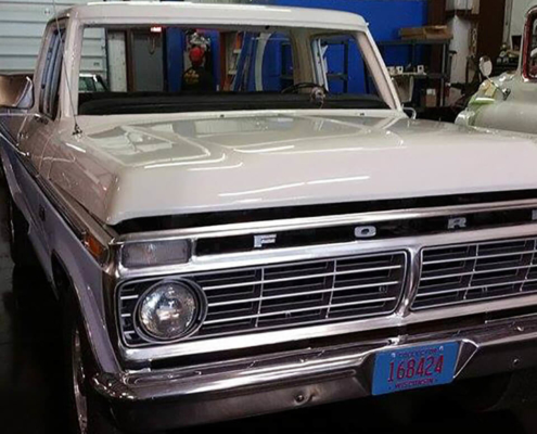 74_ford_ranger_auto_glass_replacement